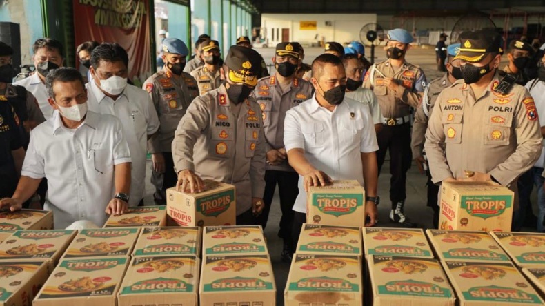 2 Orang Jadi Tersangka Kasus Pengiriman 8 Kontainer Minyak Goreng Ke Timor Leste