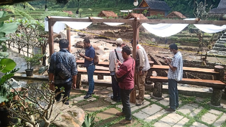 Polres Sumedang Libatkan Tim Ahli Usut Penyebab Banjir Bandang Citengah Sumedang
