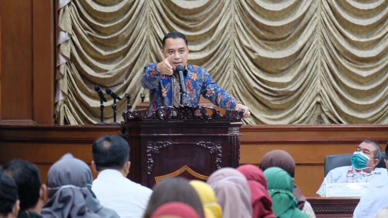 Peringatan Keras Eri Cahyadi untuk Pejabat Pemkot Surabaya: 5 Kali Gagal Silakan Mundur 