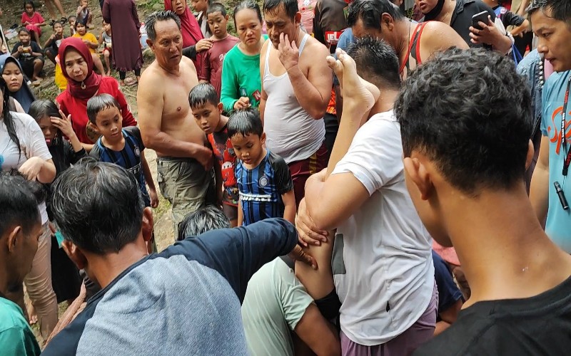 Bangka Tengah Gempar, Bocah 8 Tahun Tewas di Air Terjun Mangkol