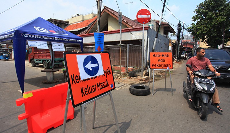 Bangun Proyek Sodetan Sungai Ciliwung, Jalan Otista 3 Ditutup Dua Tahap - Bagian 3