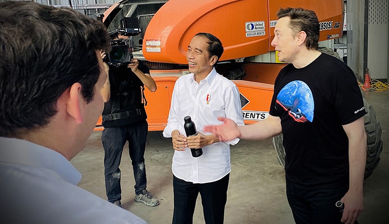 Momen Presiden Jokowi bersama Elon Musk di Pabrik Roket SpaceX - Bagian 3
