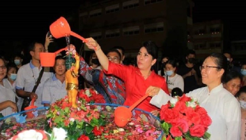 Tjhai Chui Mie Sampaikan Pesan Hari Raya Waisak: Sayangi Orang Tua dan Sesama