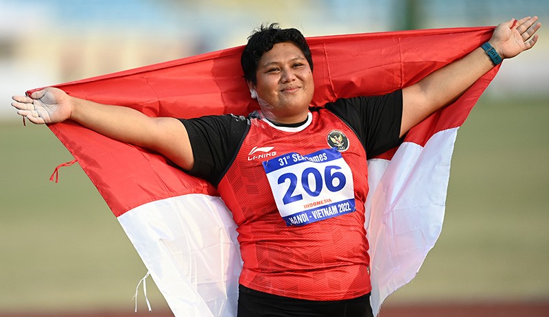 Raih Emas SEA Games, Atlet Tolak Peluru Indonesia Kibarkan Bendera Merah Putih - Bagian 2