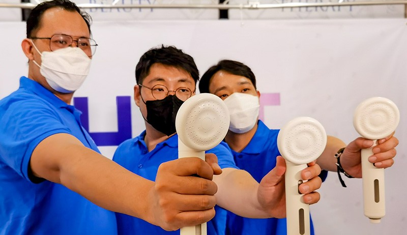 Gaya Hidup Sehat dengan Penggunaan Air Bersih Bervitamin - Bagian 1