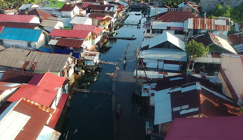 Perkampungan Nelayan Kota Padang Sudah Tiga Hari Terendam Banjir  - Bagian 2