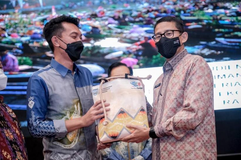 Dukung Haul Guru Sekumpul di Kalsel, Menparekraf: Bisa Jadi Event MICE Haul Terbesar Sedunia