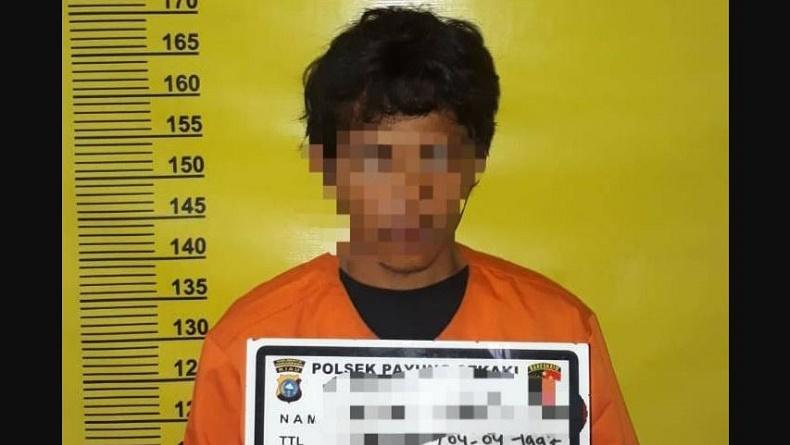 Emosi Dibangunkan Pagi saat Tidur, Anak Kejar Ayah Pakai Parang lalu Dibacok