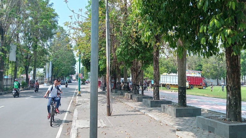 Pelonggaran Pemakaian Masker di Luar Ruangan, Begini Respons Warga Sukoharjo 
