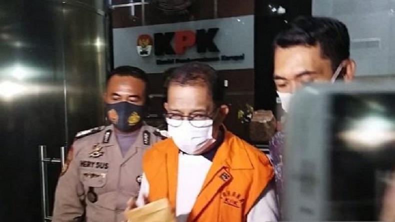 KPK Perpanjang Masa Tahanan Wali Kota Ambon Richard Louhenapessy