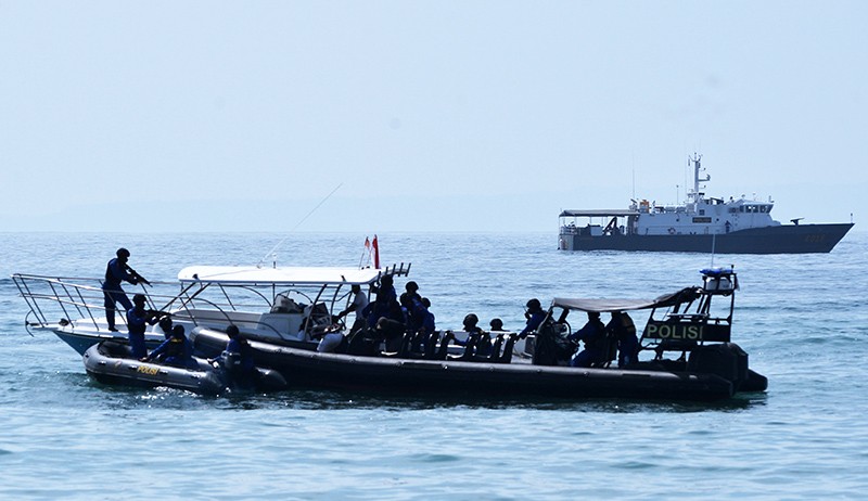 Pria Misterius Bawa Rompi Berisi Bom Dilumpuhkan Polisi di Nusa Dua Bali - Bagian 3