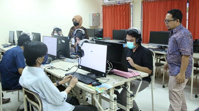 5 Calon Mahasiswa Disabilitas Ikut SBMPTN Universitas Negeri Padang