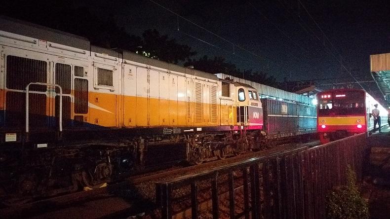 Kereta Barang Mogok di Pasar Minggu, Perjalanan KRL Terhambat