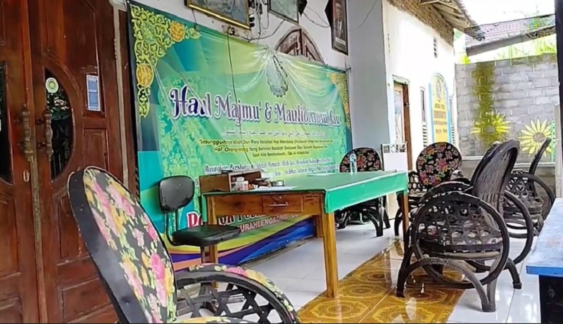 Santri Dipulangkan, Rumah Kiai Terduga Pelaku Pelecehan Seksual di Lumajang Terkunci