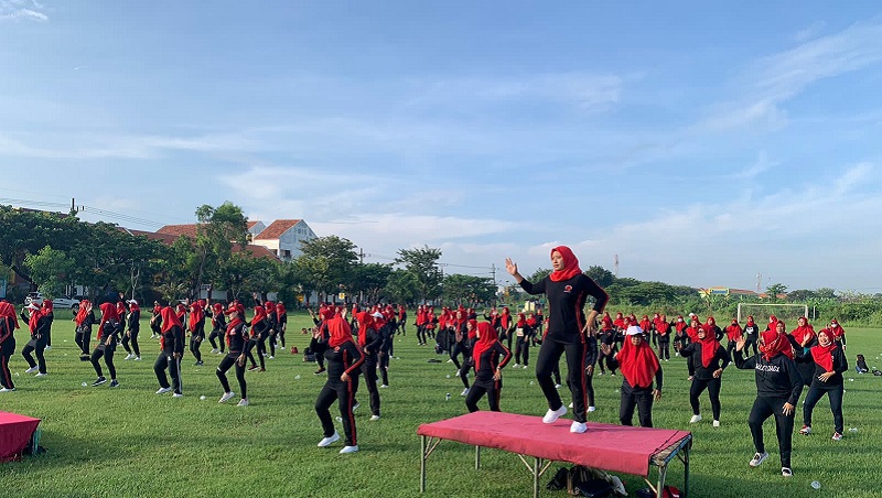Harkitnas, 3.452 Kader PDI Perjuangan di Surabaya Gelar Senam Sicita