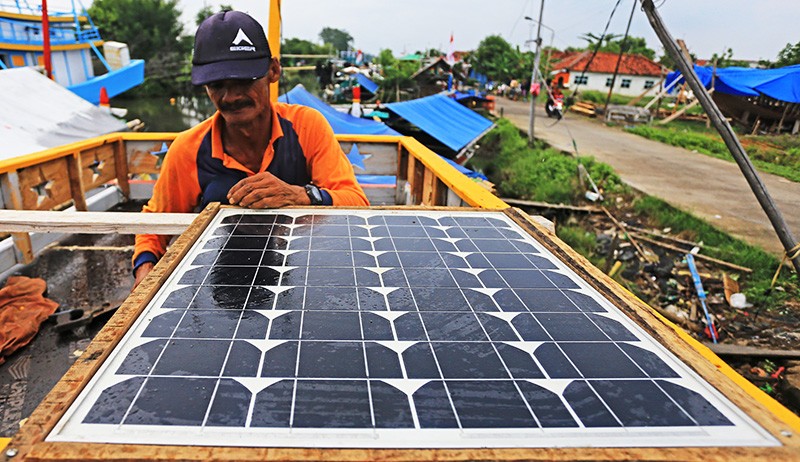 Irit Bahan Bakar, Nelayan Gunakan Panel Surya sebagai Sumber Energi - Bagian 2