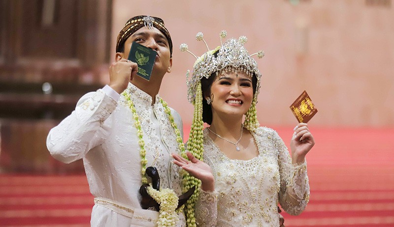 Masayu Clara - Qausar Harta Resmi Menikah - Bagian 2