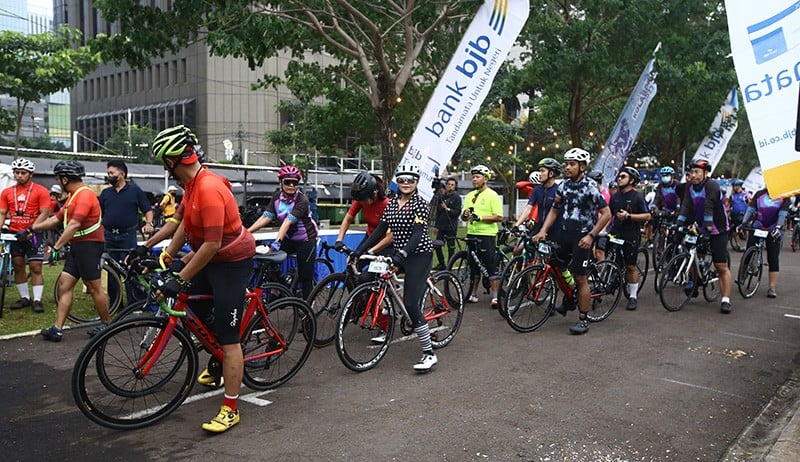 Gowes Bareng Kampanyekan Hidup Sehat Menyambut HUT ke-61 Bank BJB - Bagian 3