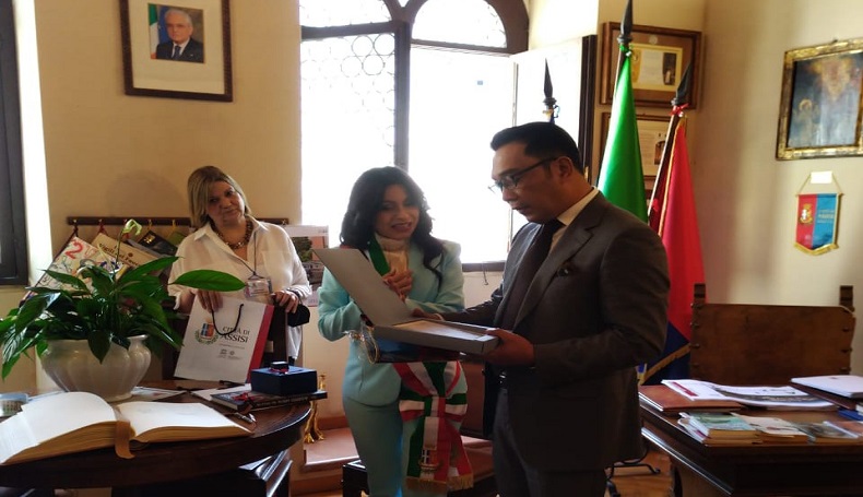 Sambangi Italia, Ridwan Kamil Bawa Pesan Damai Akhiri Perang Rusia-Ukraina 