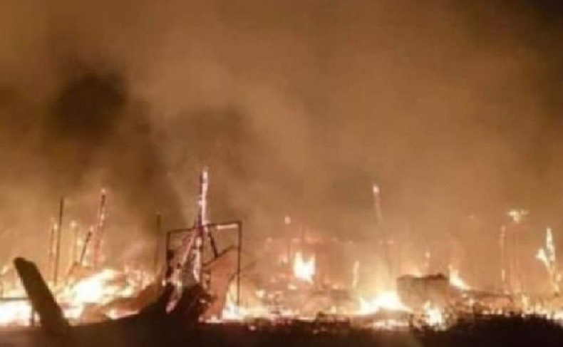 Breaking News, Ratusan Warga Dogiyai Ngungsi ke Pos TNI-Polri usai Rumah Dibakar OTK