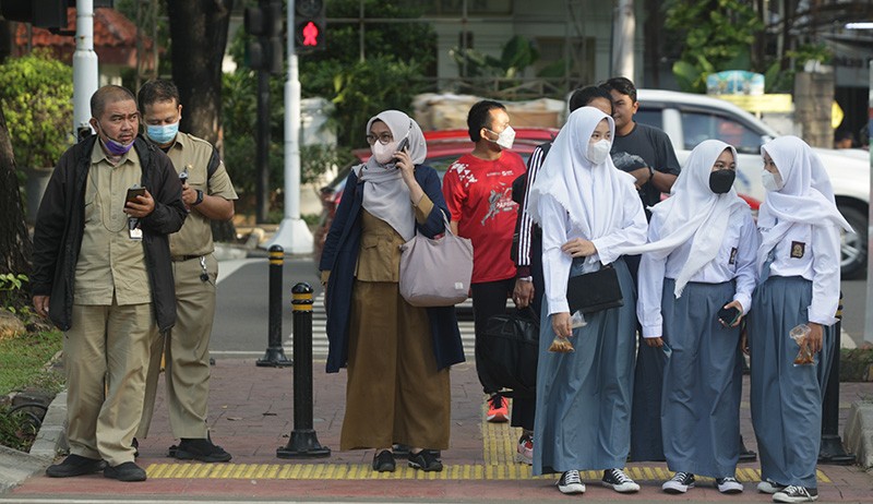 Jabodetabek PPKM Level 1, Pekerja Kembali WFO 100 Persen - Bagian 3