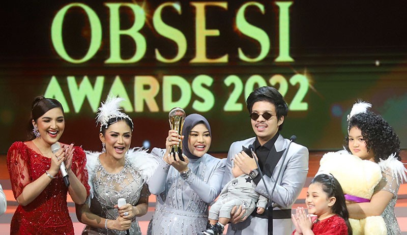 Atta Halilintar-Aurel Hermansyah Raih Penghargaan Obsesi of The Year 2022 - Bagian 3
