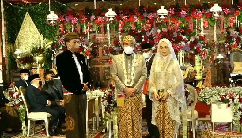 Cerita Ketua MK Anwar Usman Awal Mula Kenal Adik Jokowi Idayati hingga Menikah