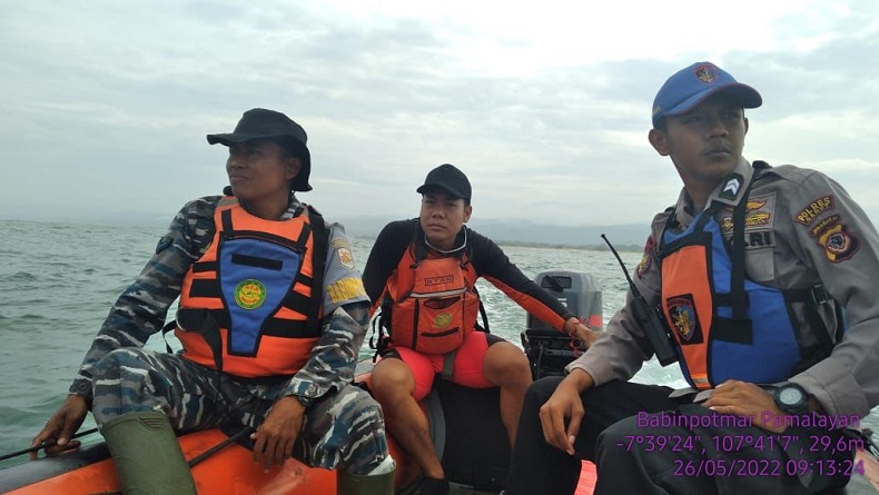 Hari Ketiga Pencarian Nelayan Hilang, Tim SAR Sisir Sayangheulang Garut, Hasil Nihil