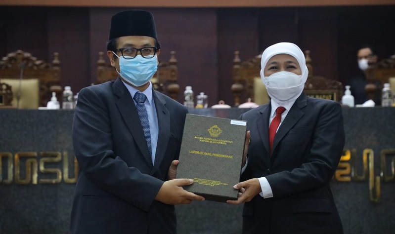 title Pemprov Jatim Kembali Raih Opini WTP dari BPK, Ini Pesan Gubernur Khofifah Pemprov Jatim Kembali Raih Opini WTP dari BPK, Ini Pesan Gubernur Khofifah
