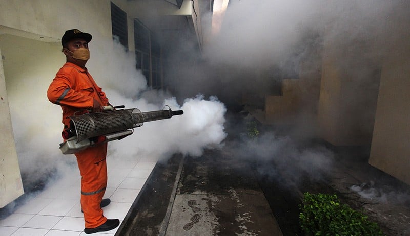 Cegah Penyakit, Asrama Haji Embarkasi Surabaya Difogging - Bagian 2