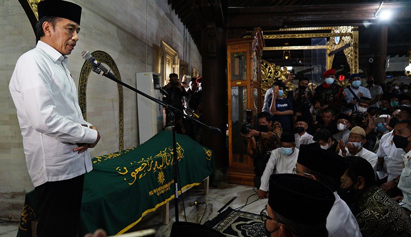 Presiden Jokowi Melayat Almarhum Buya Syafii Maarif - Bagian 3