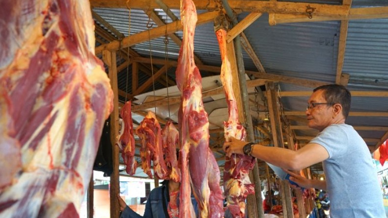 Pedagang: Penjualan Daging Sapi Tidak Terpengaruh PMK Ternak   