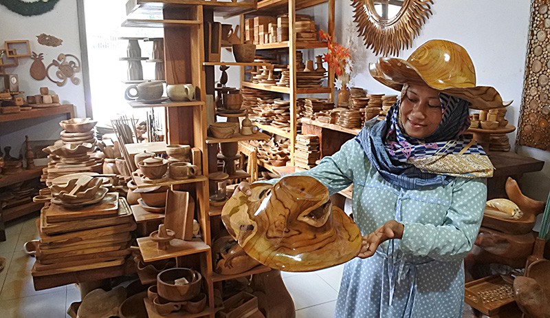 Industri Rumahan di Situbondo Berbahan Limbah Kayu Diekspor ke Jepang hingga Amerika - Bagian 1