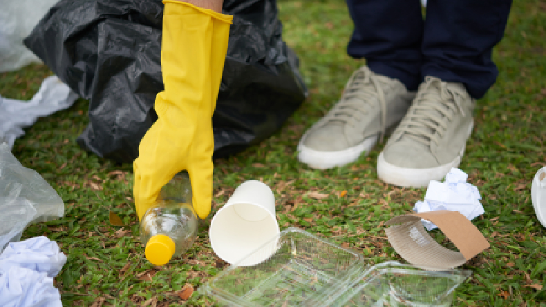 Pemkot Banjarmasin Kirim 11,7 Ton Sampah Plastik ke Surabaya