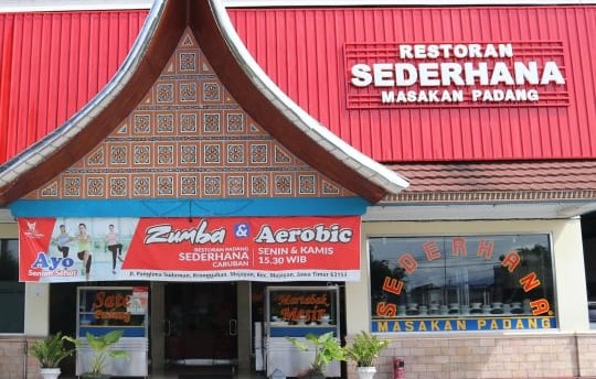 Kisah Bos RM Padang Sederhana, Lulusan SD yang Sukses Punya Ratusan Cabang 