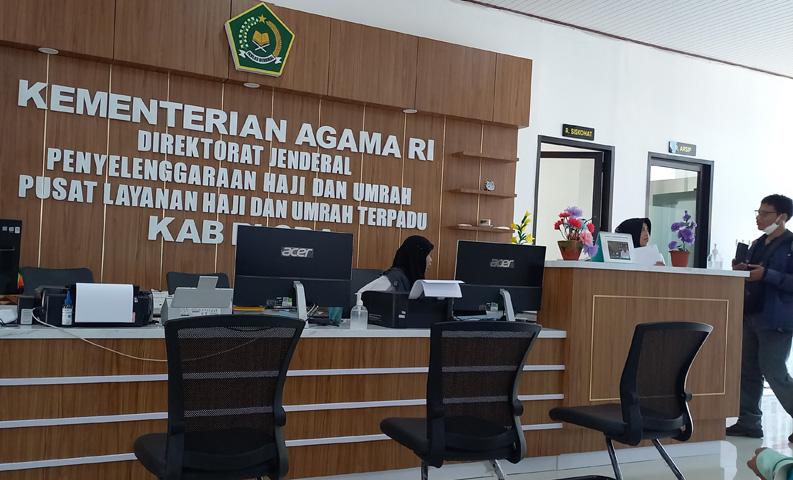 title Ratusan Calon Jemaah Haji di Blora Gagal Berangkat ke Tanah Suci, Ini Penyebabnya Ratusan Calon Jemaah Haji di Blora Gagal Berangkat ke Tanah Suci, Ini Penyebabnya