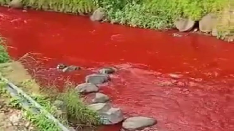 Polsek Padalarang Periksa 3 Saksi Kasus Air Sungai Cimeta Berwarna Merah Darah