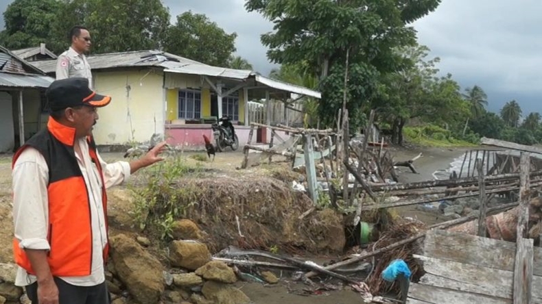Cegah Banjir Rob, BPBD Banggai Akan Bangun Tanggul Pemecah Ombak