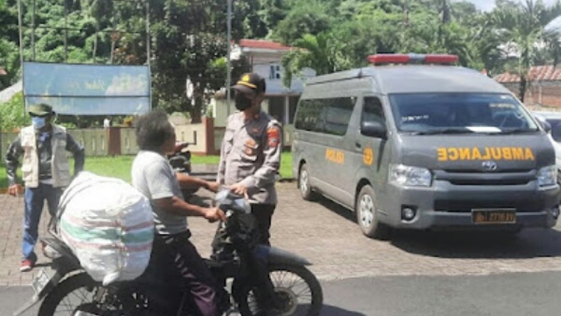 Gelar Vaksinasi di Polsek Aertembaga, Bidang Dokkes Polda Sulut Jaring 24 Warga