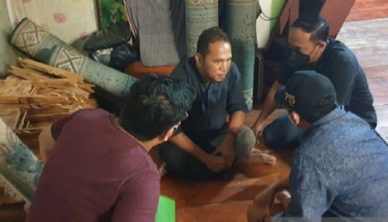 Kejagung Tangkap Buronan Kasus Korupsi Kehutanan Buru Selatan di Karawang