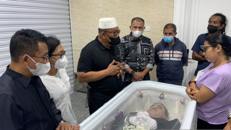 Jenazah Kadis Pariwisata Maluku Akan Dimakamkan di Negeri Passo