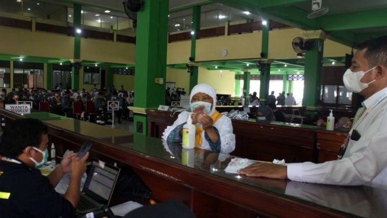 Dirujuk ke Rumah Sakit, Keberangkatan 2 Calhaj Embarkasi Solo ke Tanah Suci Tertunda