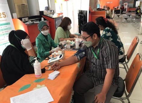 Kolaborasi MNC GUI dan PT Pos Indonesia Hadirkan Pemeriksaan Kesehatan Gratis Kepada Calon Haji