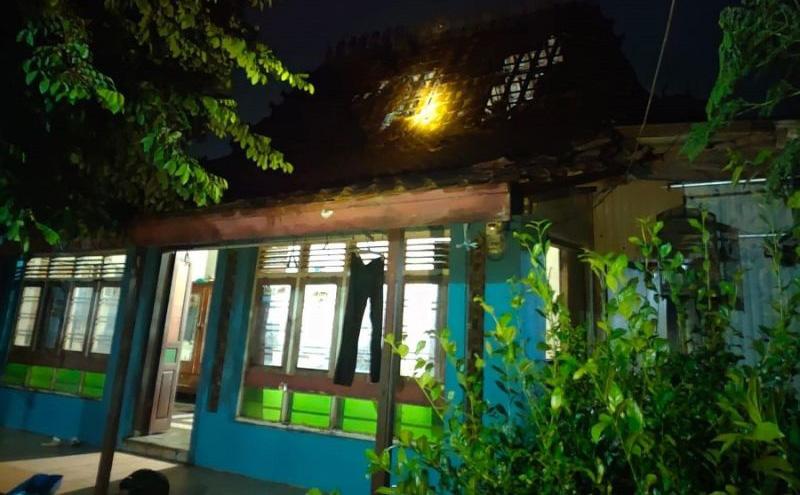 title Angin Kencang Terjang Kudus, Puluhan Rumah Rusak Angin Kencang Terjang Kudus, Puluhan Rumah Rusak