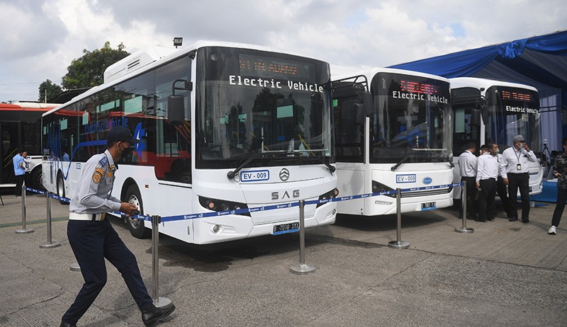 Warna Putih, Ini Penampakan Bus Listrik Transjakarta Terbaru - Bagian 1