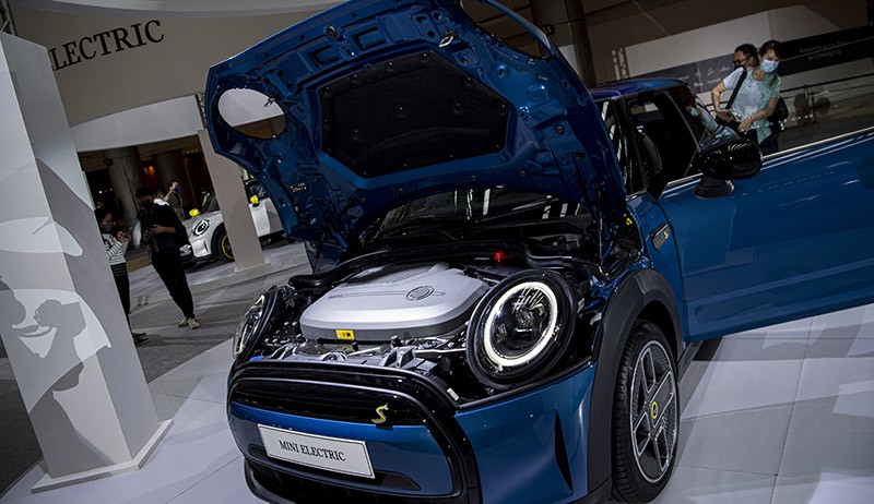 Tampilan Mobil Listrik MINI Eletric Collection Seharga Rp955 Juta - Bagian 3