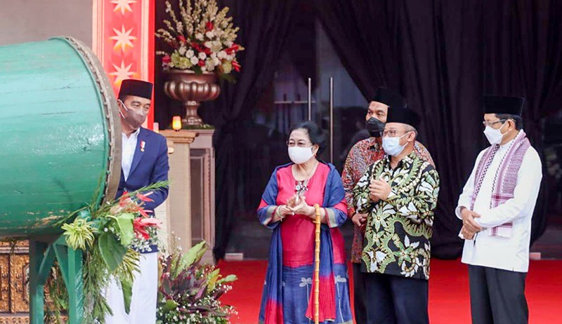 Presiden Jokowi Didampingi Megawati Soekarnoputri Resmikan Masjid At-Taufiq - Bagian 3