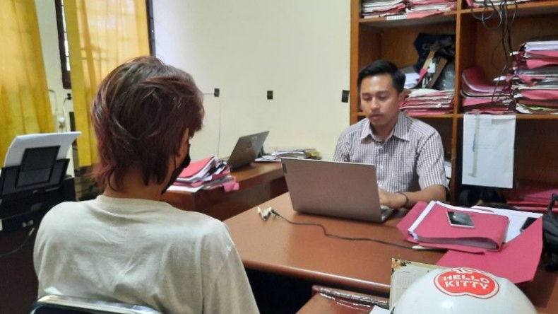 Ajakan Nikah Ditolak, Duda di Pariaman Sebar Foto Bugil Mantan Pacar