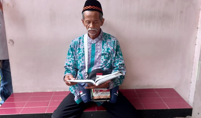 Cerita Kuli Bangunan Asal Madiun Berangkat Haji setelah 16 Tahun Menabung 