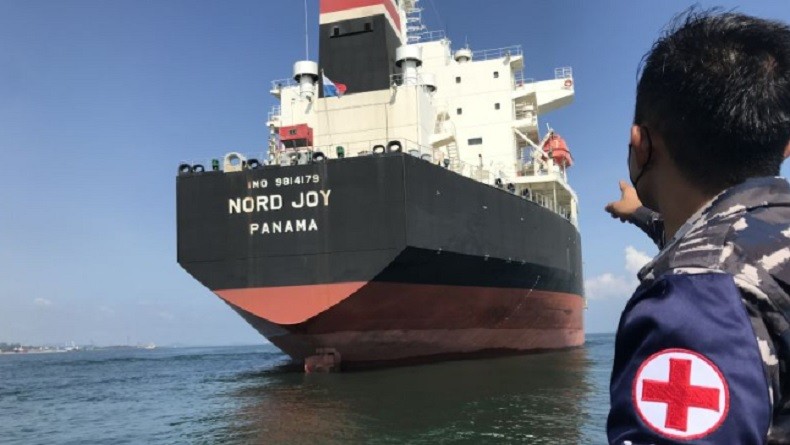 title Lego Jangkar Tanpa Izin, Kapal Tanker MT Nord Joy Berbendera Panama Ditangkap TNI AL Lego Jangkar Tanpa Izin, Kapal Tanker MT Nord Joy Berbendera Panama Ditangkap TNI AL